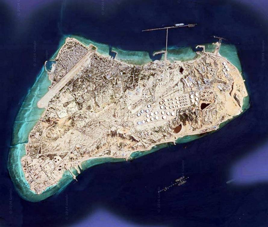 POGODIO IH U ŽIVAC Trump je 'udario' na iranski otok Harg