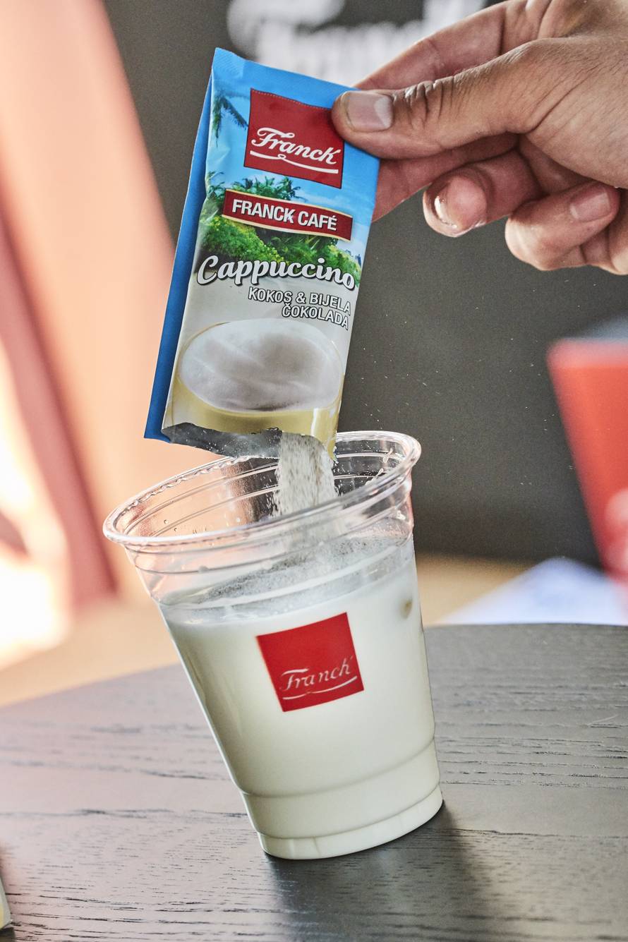 Ovoga ljeta osvježite se uz ledeni Franck Café cappuccino
