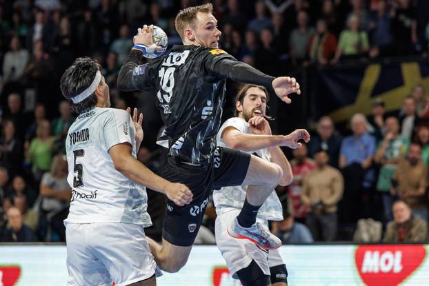 F&uuml;chse Berlin - HBC Nantes