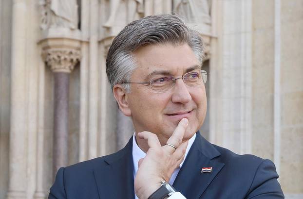 Zagreb: Plenkovic obisao gradiliste Zagrebacke katedrale