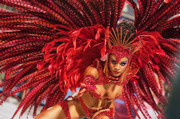 FOTO Vruća izdanja Cro Brazilke Anny koja je zablistala u Riju!