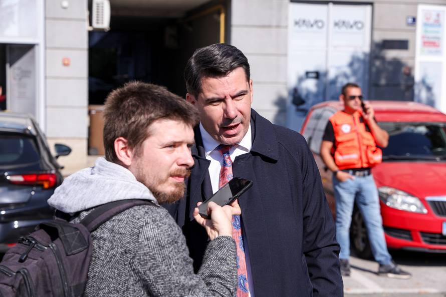 Zagreb: Prosvjed djelatnika zavoda za Hitnu medicinu