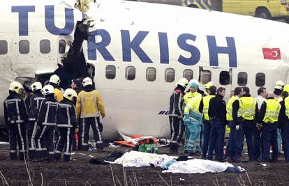 Kvar na motoru mogući je uzrok pada turskog aviona