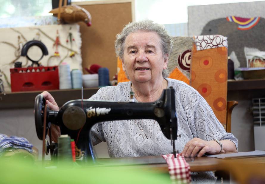 Muž je išao na svoj zadnji radni dan. Na porti se samo srušio...