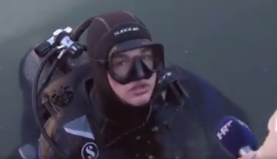 Hrvatska vrišti od smijeha dok on čisti more jer ga 'ćera stari'