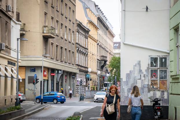 Zagreb: Obilazak umjetničkih instalacija u sklopu projekta Okolo