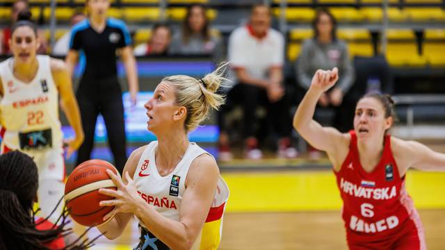 Split: Kvalifikacijska ženska  košarkaška utakmica Hrvatska - Španjolska