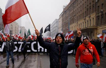 Nacionalisti marširaju kroz Varšavu: 'Smrt neprijateljima'