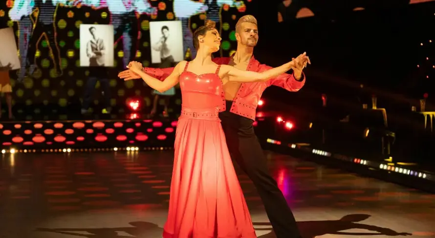 Albina zatvorila prvu epizodu dobrim komentarima: Ne znam za ples, ja sam tebe gledao!