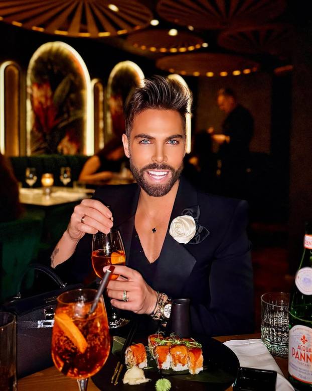 FOTO Evo kako izgledaju naši slavni bez photoshopa i filtera