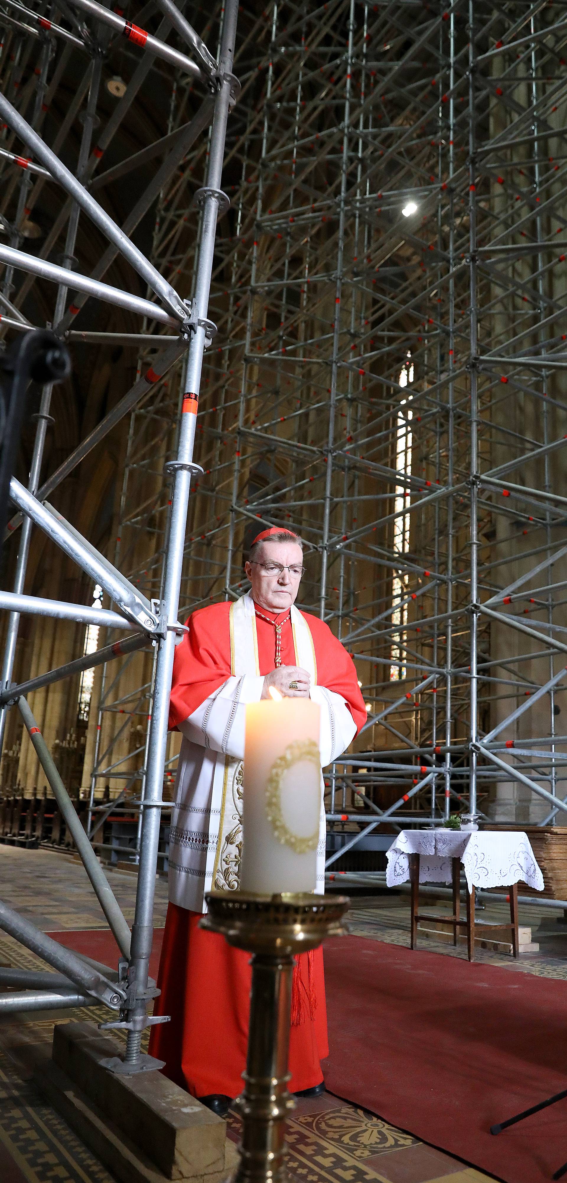 Zagreb: Nadbiskup Bozani? blagoslovio po?etak radova na obnovi kompleksa katedrale