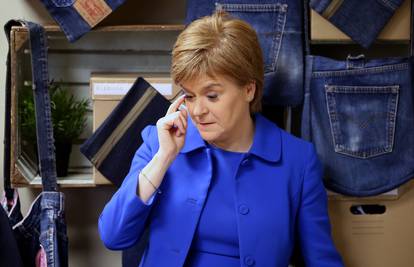 Škotska premijerka ima koronu