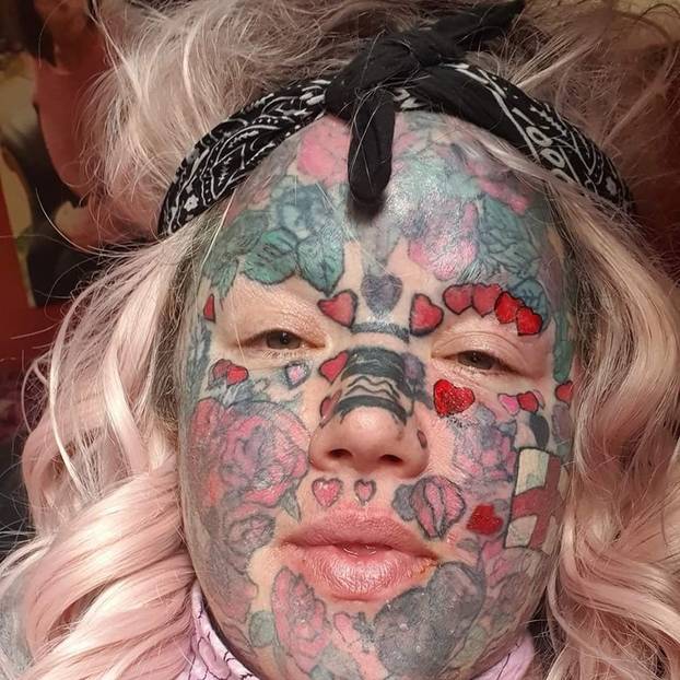 FOTO Napravila 800 tetovaža pa žali: 'Želim ih ukloniti, djeca bježe!' Evo kako je izgledala...