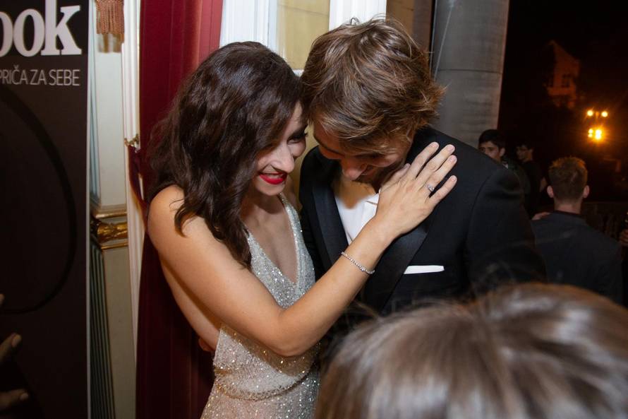 Rupčića je 'koštala' braka, a tajno se viđala i s Hercegom...