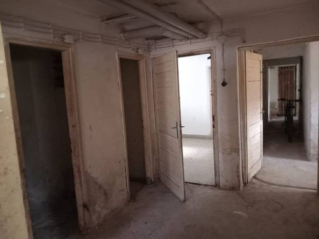 FOTO Netko je od podruma u Hrvatskoj 'napravio' stan i prodaje 4 m2! Ovo je cijena