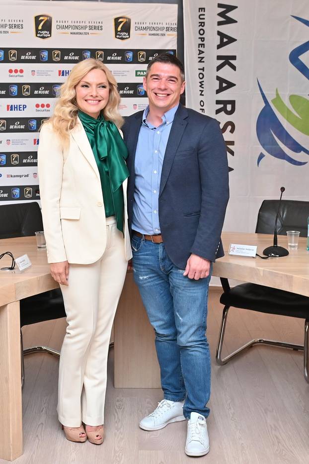 FOTO Ove poznate dame vole mlađe frajere i to ne skrivaju
