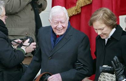 Carter se odbio rukovati sa Billom i Hillary Clinton