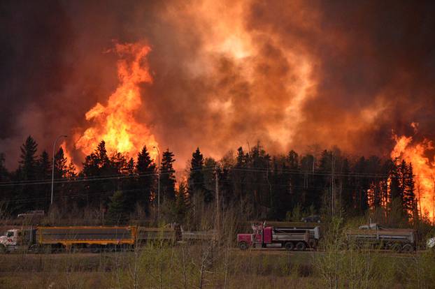 Wildfire is worsening along highway 63 Fort McMurray, Alberta
