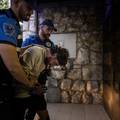 Poljak u Me&dstrok;ugorju palio oltar i &scaron;arao Gospu. Tra&zcaron;e dulji pritvor, a evo &scaron;to ka&zcaron;e braniteljica