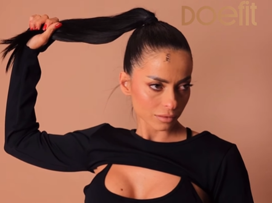 FOTO Katarina Lazić pokazala ožiljke nakon automobilske nesreće sa suprugom Darkom