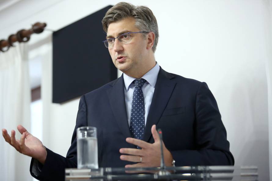 Pula: Konferencija za medije premijera Andreja PlenkoviÄa nakon sjednice Vlade