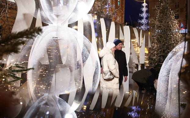 Zagreb: Zagrebački Advent na Trgu bana Jelačića