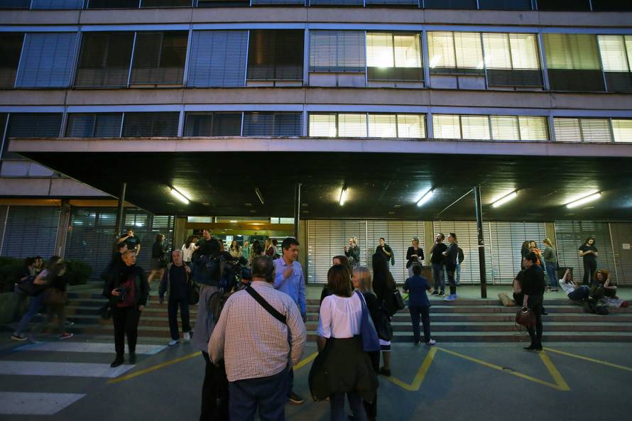 'Mi ne želimo da nam Vatikan određuje što ćemo studirati'