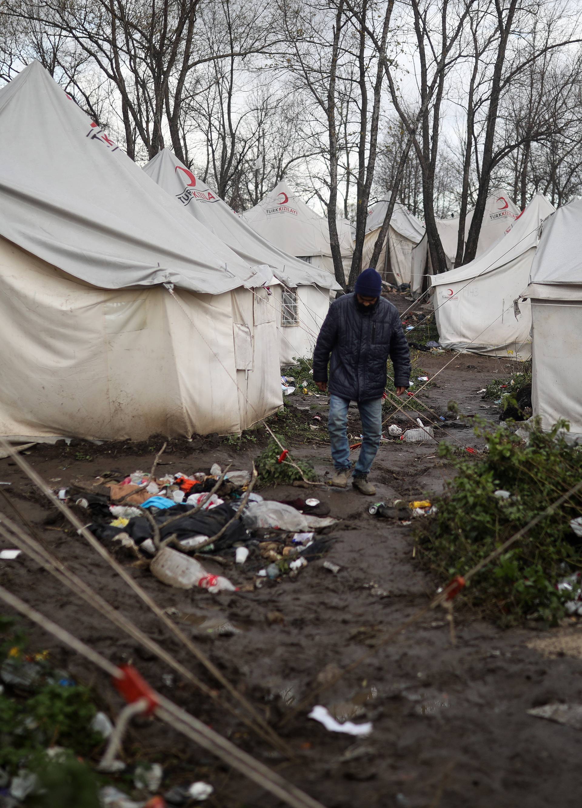 Žele preživjeti igru: 'Sudbine svih nas u rukama su AliBabe'