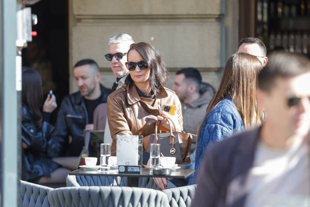 Zagreb: Iva Puljić Šego uživala na suncu 