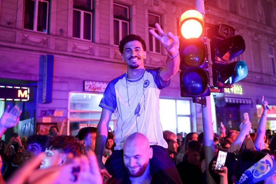 Slavlje na ulicama Sarajeva nakon pobjede BiH