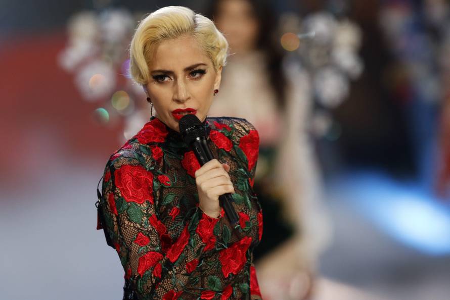 Victoria's Secret Fashion Show 2016