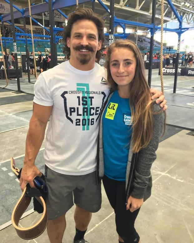FOTO Ni ozljeda ju nije pokolebala: Danas je jedna od najpoznatijih fitness influencera