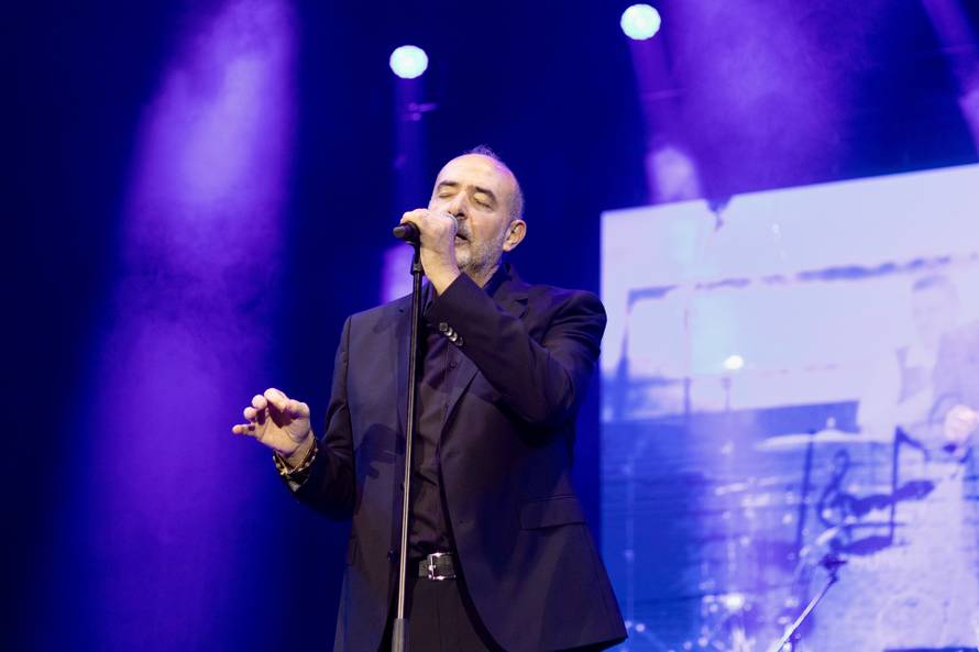 Dražen Zečić nakon 15 godina održao veliki osječki koncert i izazvao delirij u Gradskom vrtu