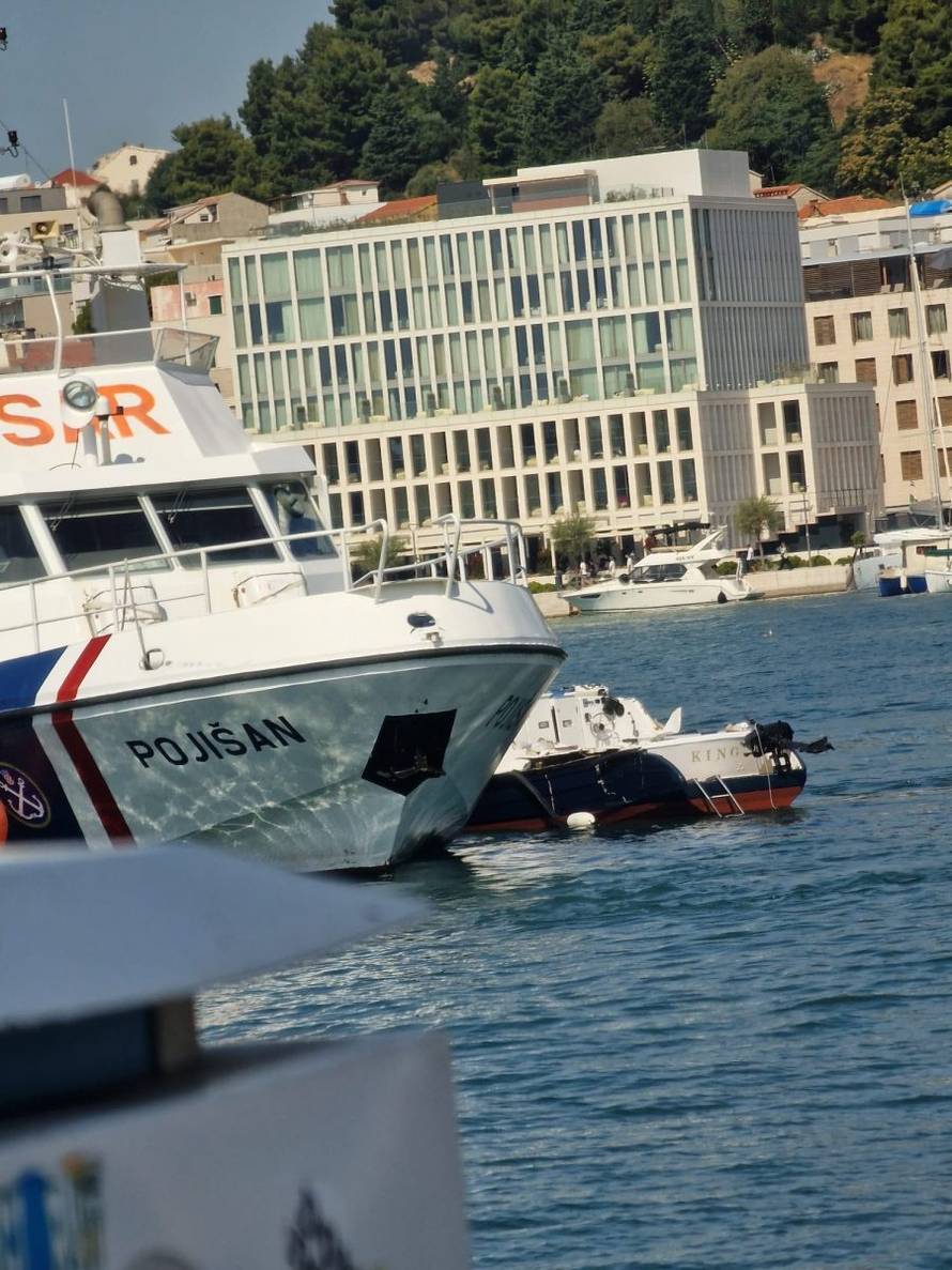Užas u Splitu: Sudarila su se dva broda? Iz mora izvukli tijelo