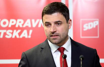 Bernardić: Plenković je kriv za to što učenici nisu bili u školi