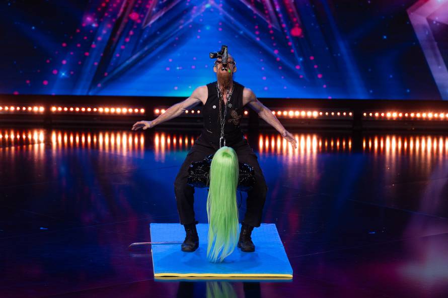 Gutač mačeva iz 'Supertalenta' za 24sata: 'Jedan me baš jako ozlijedio, nisam mogao ni jesti'