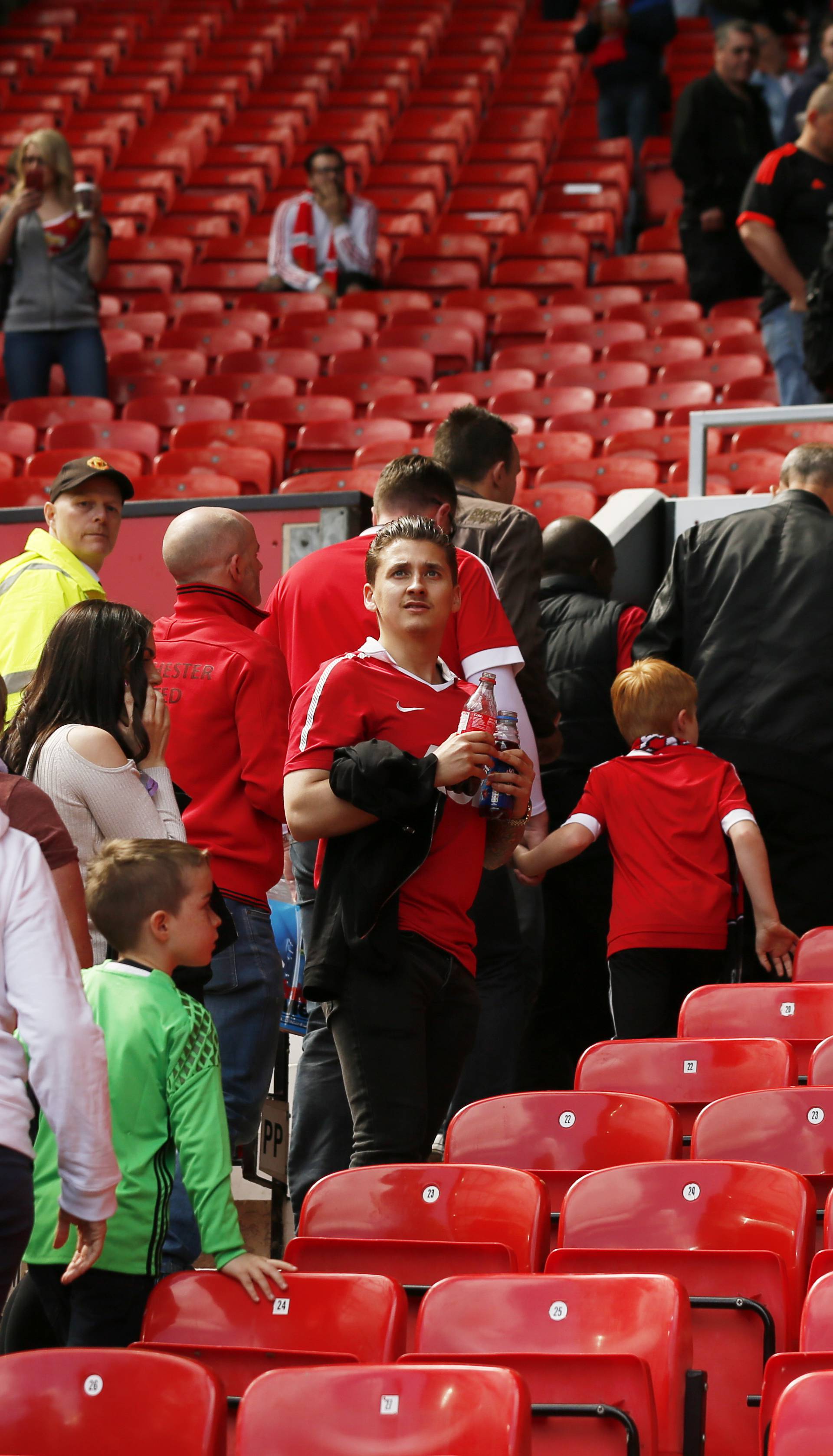 Manchester United v AFC Bournemouth - Barclays Premier League