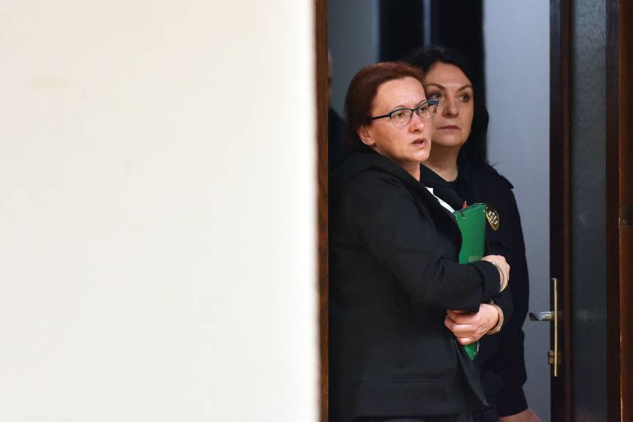 'Majka je dolazila u policiju i pitala za Jasminu, otac nikada'