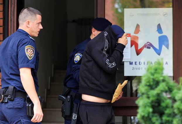 Na Općinskom sudu u Velikoj Gorici počela saslušanja muškaraca osumnjičenih da su pjevali ustaške pjesme 