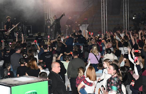 Slavonski Brod: Koncert Baby Lasagne u Sportskoj dvorani Vijuš