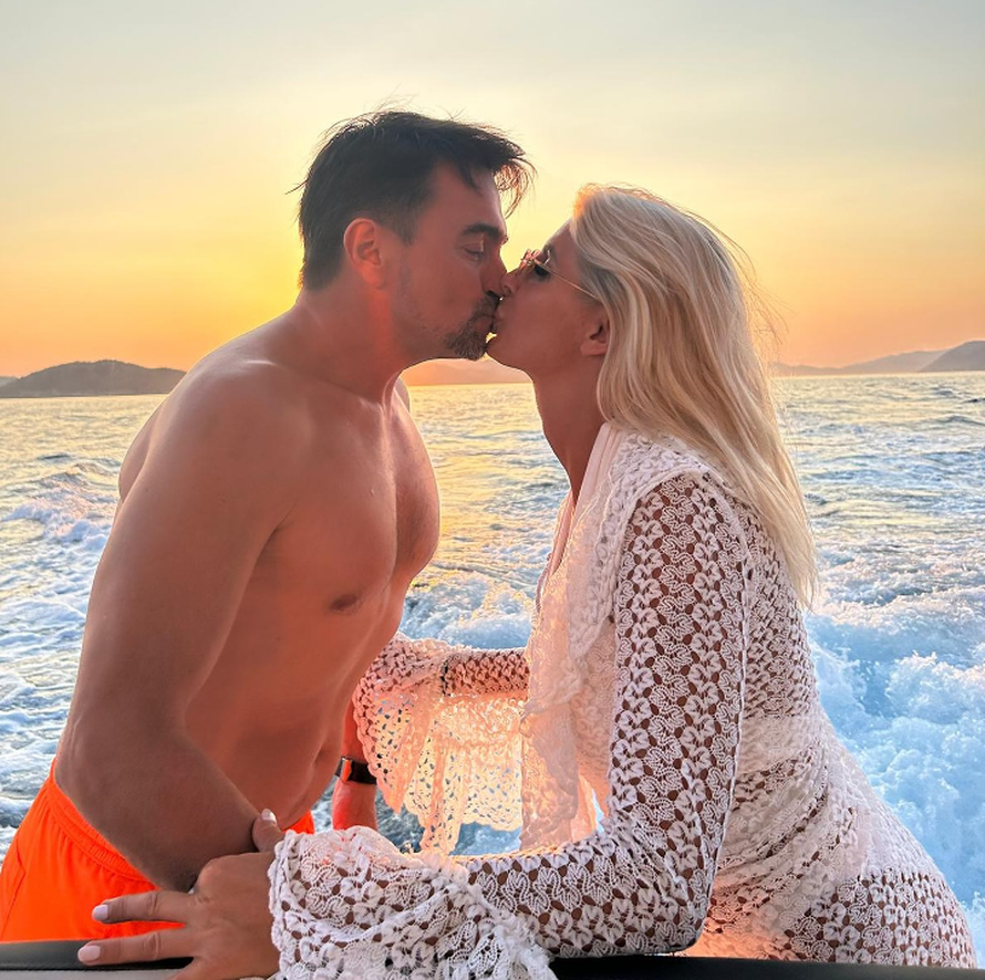 Jole za 24sata: Supruzi uvijek darujem mali znak pažnje, a evo koja je tajna našeg braka