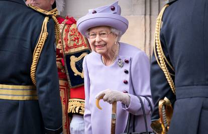 Izrazi sućuti pristižu Britaniji nakon smrti kraljice: 'Dirnula je živote milijuna ljudi u svijetu'