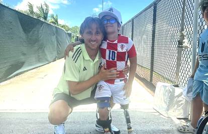 FOTO Maleni Šimun upoznao je svog heroja Modrića: 'Ispunila mu se želja, bio je bez riječi!'