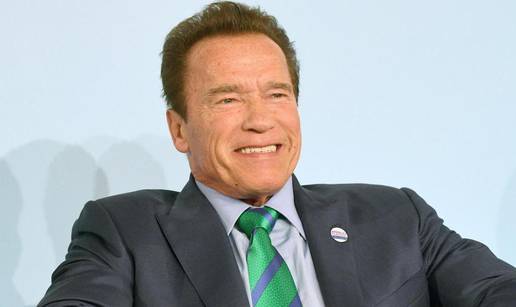 Arnold Schwarzenegger našalio se na račun privođenja u zračnoj luci: 'Inače platim 500 $ za to'