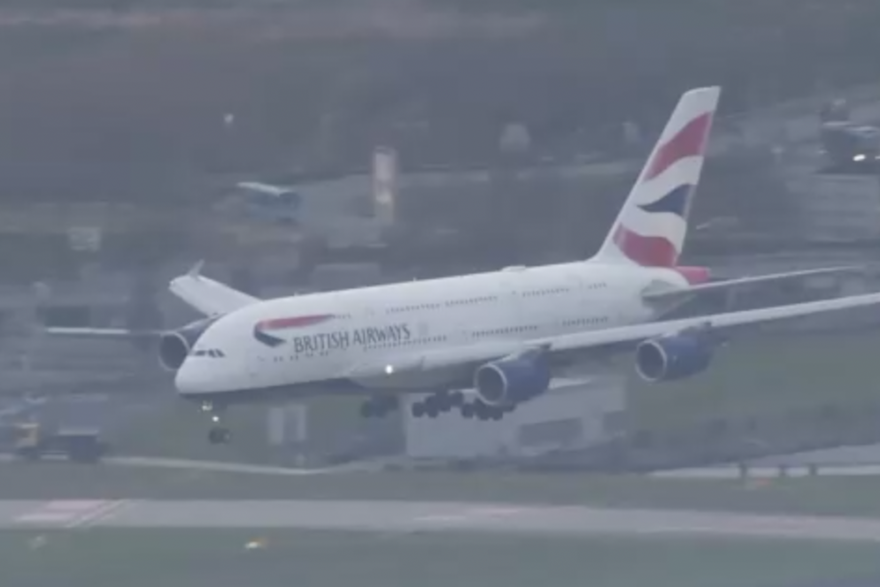 zra&ccaron;na luka Heathrow ponovno u funkciji