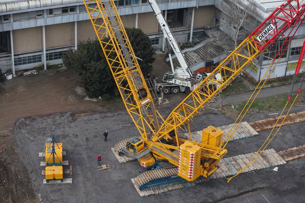 Zagreb: Najveća dizalica u gradu započela s radom 