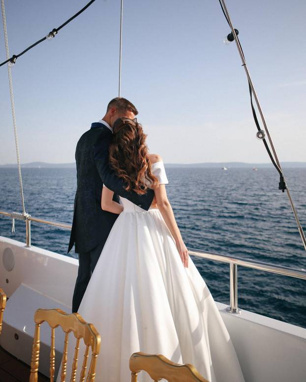 FOTO 'Vatreni' nosi njenu fotku na svakoj utakmici. Prohodali su kao tinejdžeri i isti dan slave