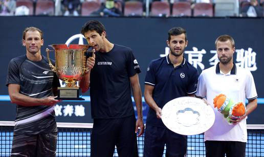 Pavić i Marach izgubili u finalu ATP Pekinga od Kubota i Mela