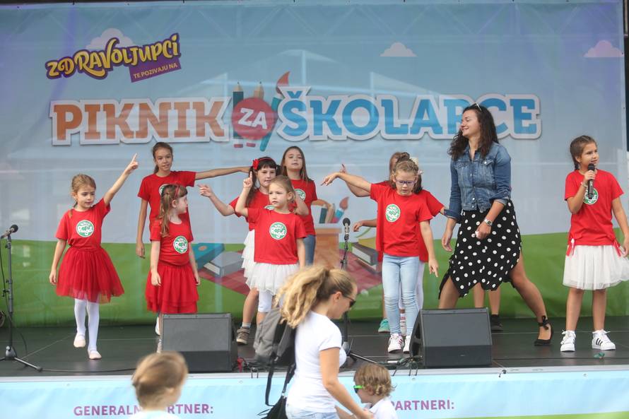 Piknik za pamćenje - više od 5.000 školaraca na Velesajmu