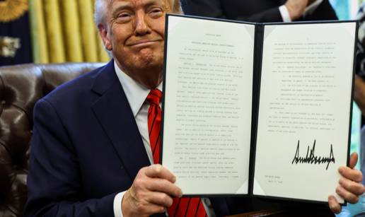 Trump: Neka se Ukrajinci i Rusi dogovore oko mira ovaj tjedan pa da zaradimo veliku lovu!